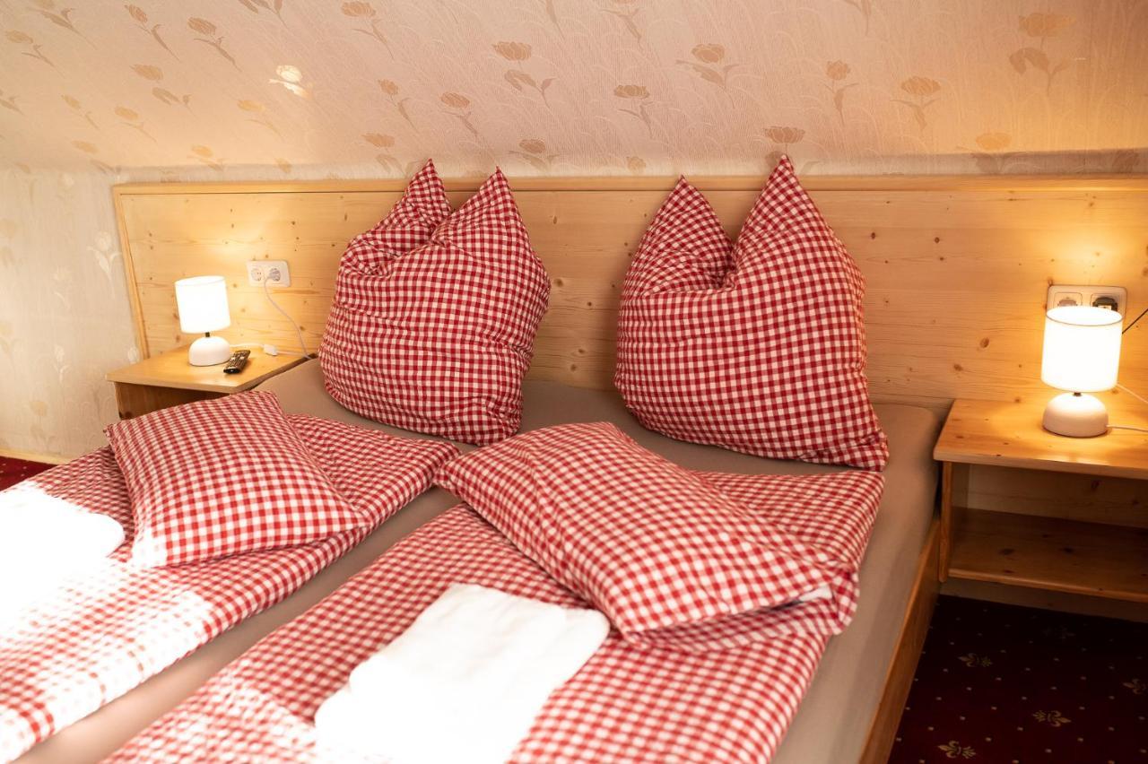 Roesslgut Bed & Breakfast Зедерхаус Екстериор снимка