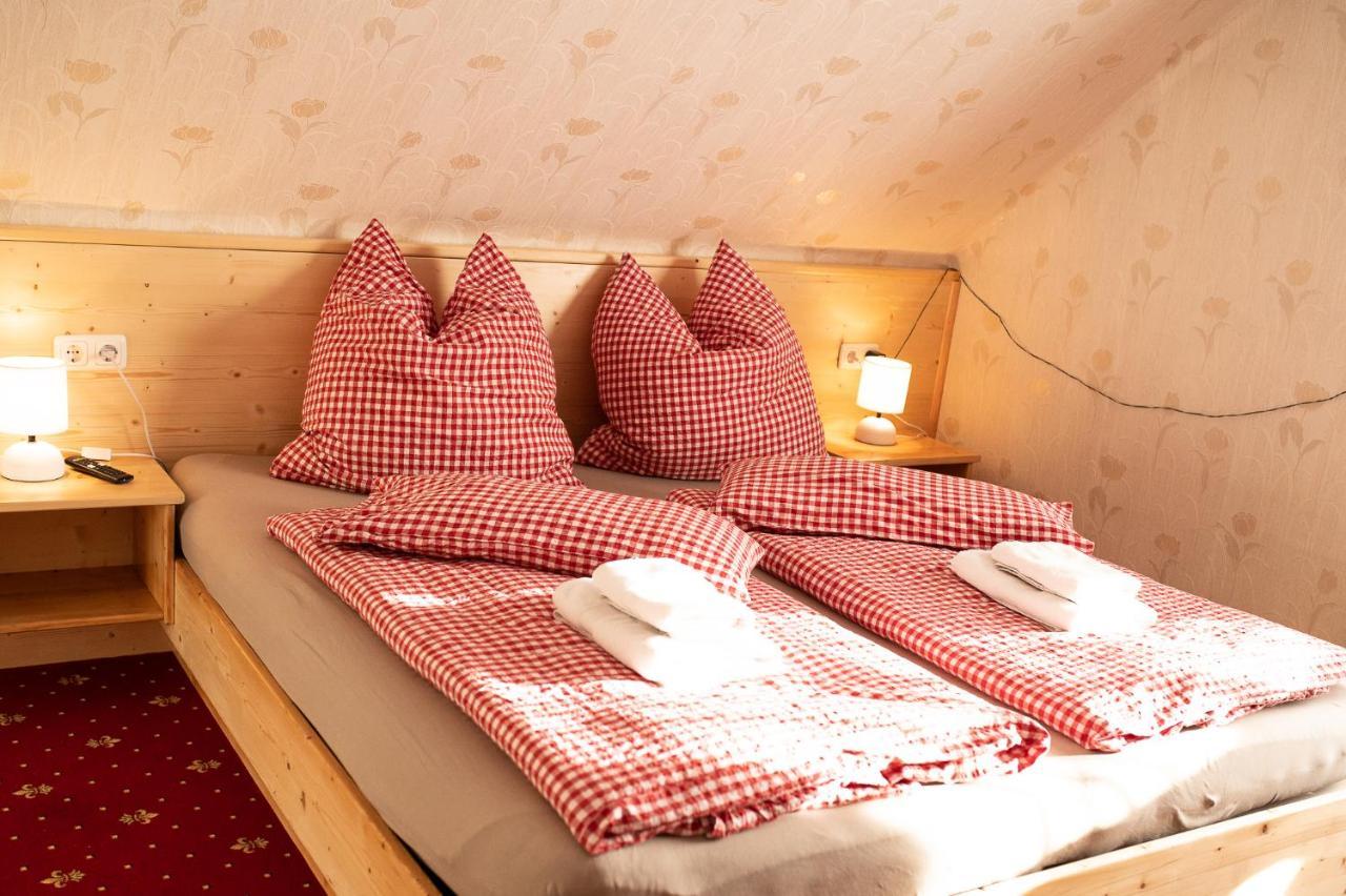Roesslgut Bed & Breakfast Зедерхаус Екстериор снимка