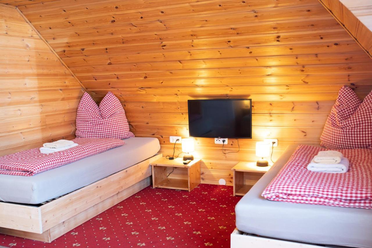 Roesslgut Bed & Breakfast Зедерхаус Екстериор снимка