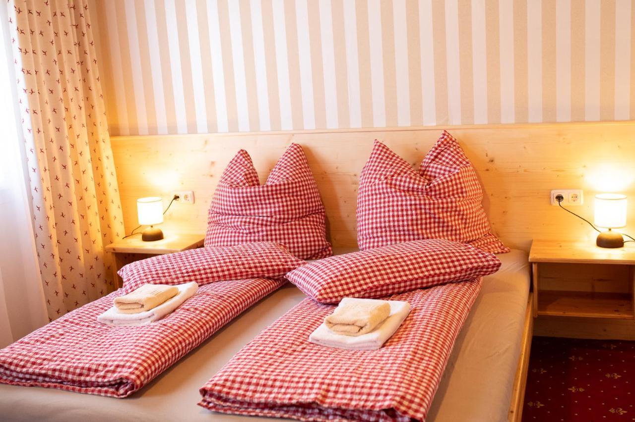 Roesslgut Bed & Breakfast Зедерхаус Екстериор снимка